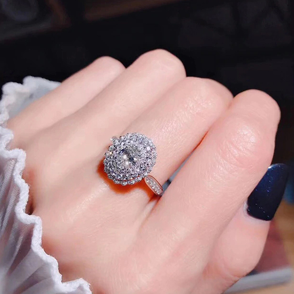 2025 Sparkling Wedding Rings Luxury Jewelry 925 Sterling Silver Oval Cut White 5A Cubic Zircon Designer CZ Diamond Gemstones Promise Eternity Party Wo