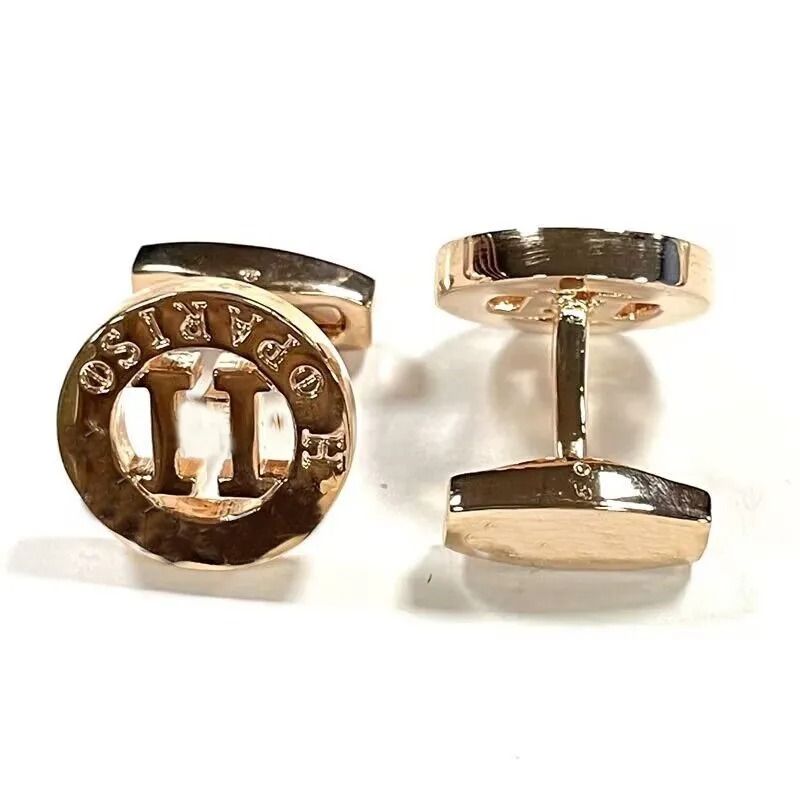 Luxurys Designers Brand Cuff link High Quality Fashion Jewelry Men Womens Classic Letters Cuff links Shirt Accessories Wedding Exquisite Gift Cufflinks P708