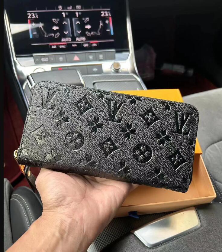 Top quality Genuine Leather Purse card holder Luxurys designer wallet Men free Women's Holders 6 Keys Coin Black Lambskin long Wallets Key Pocket Interior Slot 60017