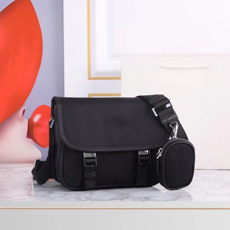 Fashion Designer Shoulder Bags Handbags Re-Nylon and leather men Messenger Bag