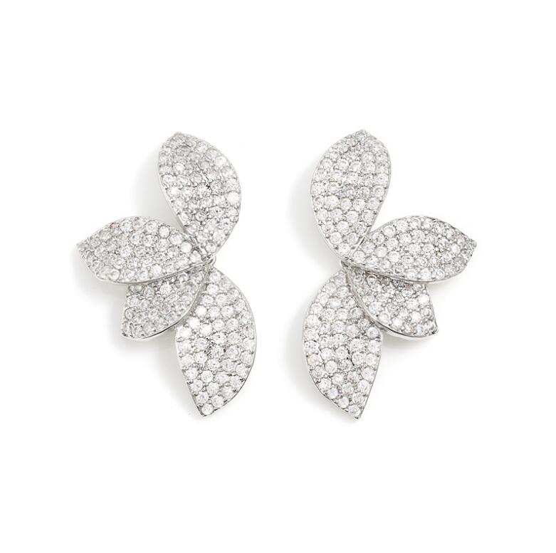 2024 Stud Earrings Dee Jewelry Gold Fill Pave White Sapphire Moissanite CZ Dia Party Women Wedding Bridal Sweet Cute Leaf Earring For Lover Gift