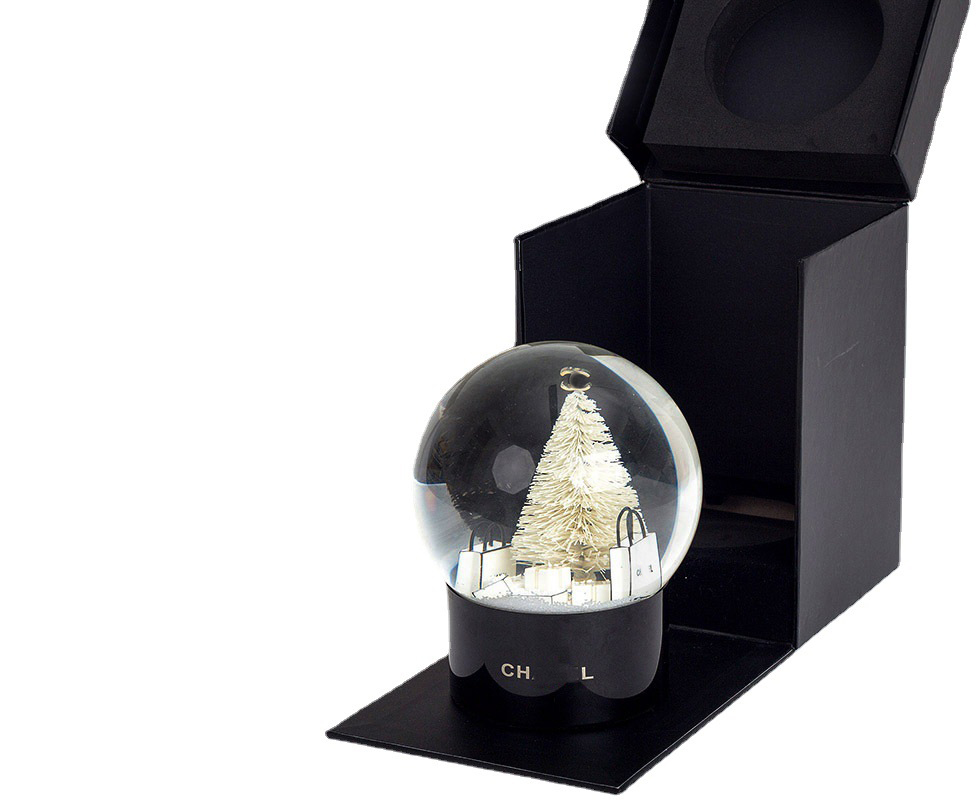 Snow Globe Designer Fashion Letters Indoor Christmas Decorations Car Decoration Crystal Ball With Box For Valentine's Day Girlfriend Gift dh57271