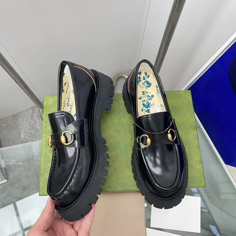 Designer shoes womens loafers bee Platform leather horsebit loafer women luxury Canvas Casual Sneakers Interlocking Lug sole Moccasins Flat Mule slippers