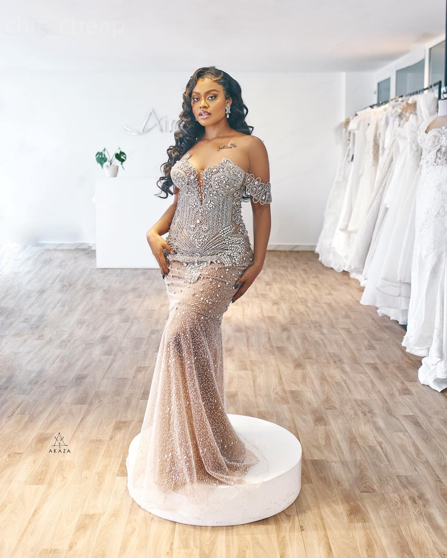2024 Arabic Aso Ebi Plus Size Luxurious Mermaid Wedding Dress Beaded Crystals Tulle Detachable Train Tiers Bridal Gowns Dresses ZJ022