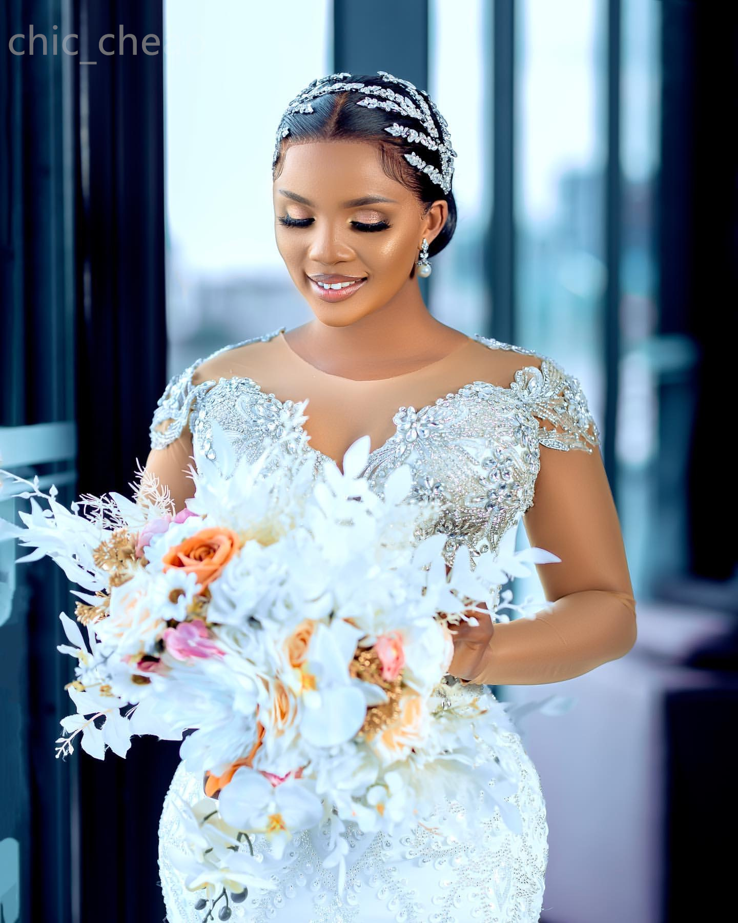 2024 Arabic Aso Ebi Plus Size Lace Beaded Mermaid Wedding Dress Crystals Tiers Satin Bridal Gowns Dresses ZJ345