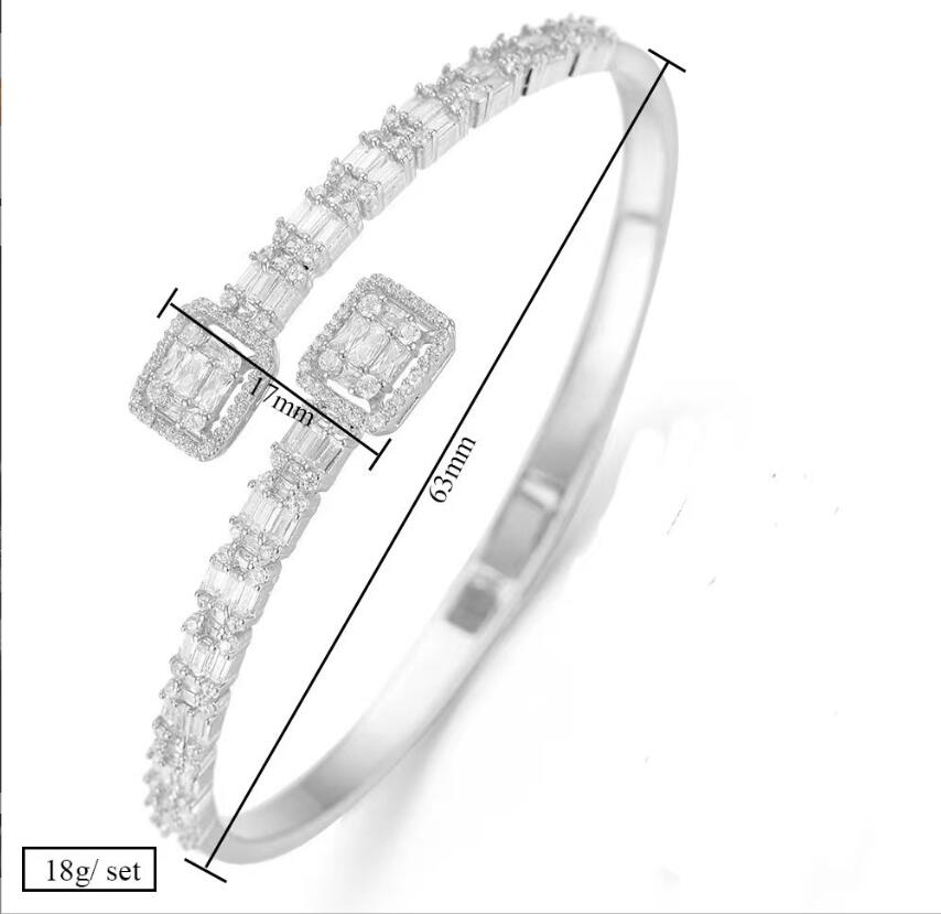 Elegent Wedding Bracelets Jewelry Sterg Sier T Princess Cut White 5A Cubic Zircon CZ Dia Gemstones Party Women Open Bangle For Lover Gift