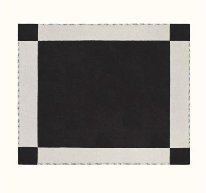 2024 Thick Home Sofa good quailty blanket TOP Selling beige orange black red gray navy Big Size 145*175cm Wool Designer thickening.