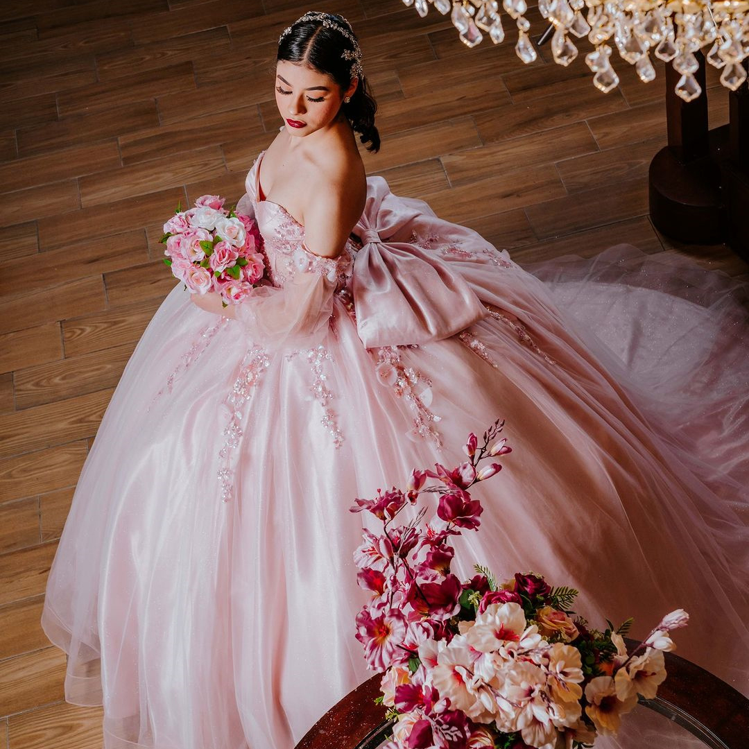 Pink Quinceanera Dress Ball Gown For Sweet 16 Girls Sweetheart Appliques Lace Up Birthday Party Gowns Vestidos Robes De Soiree 0522