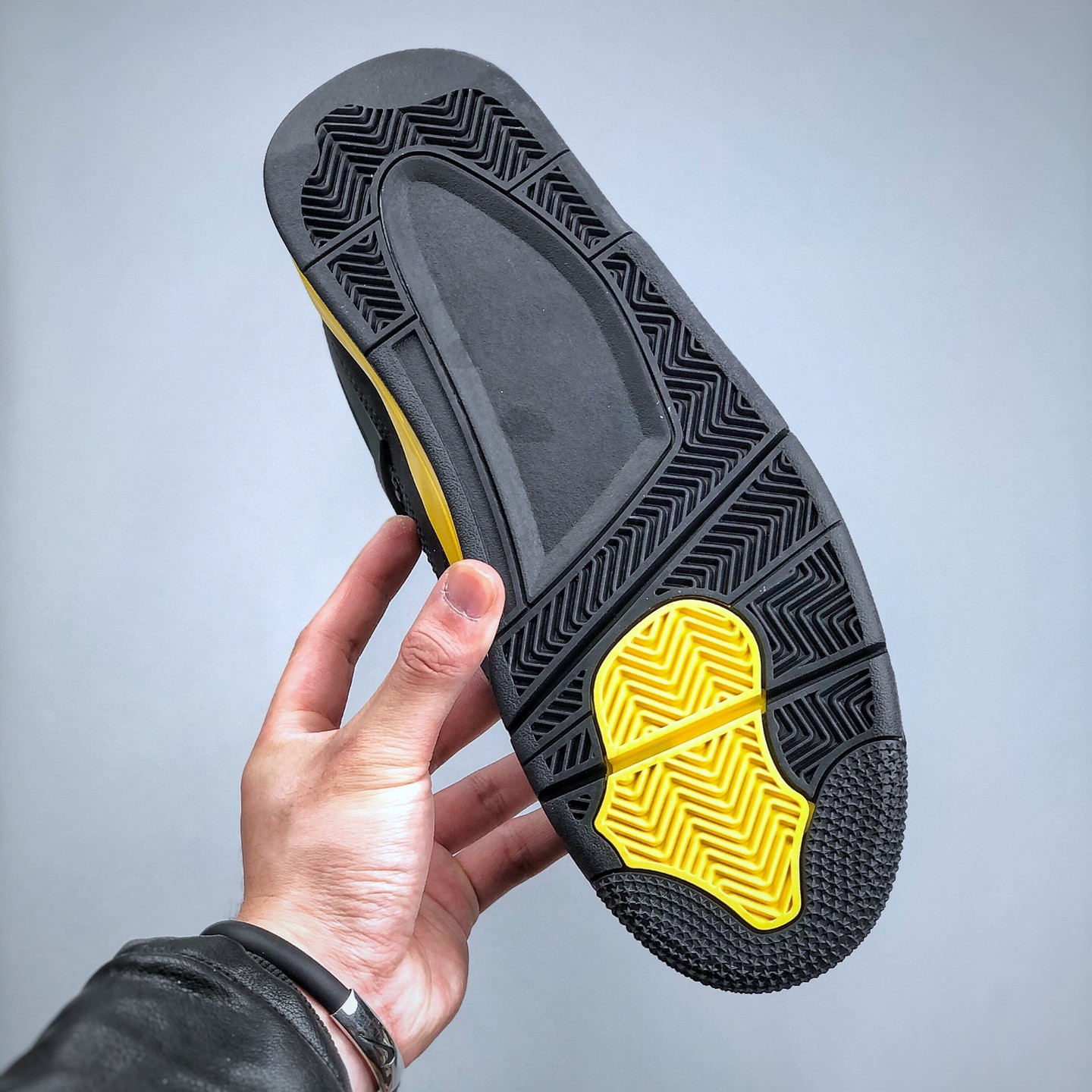 Basketball Shoes 4s 4 Mens j4 Cave Stone Rare Black Cat White Thunder Pizza Orchid Undefeated Cement Fear Brick Cool Grey Denim Military Blue Cozy Gir