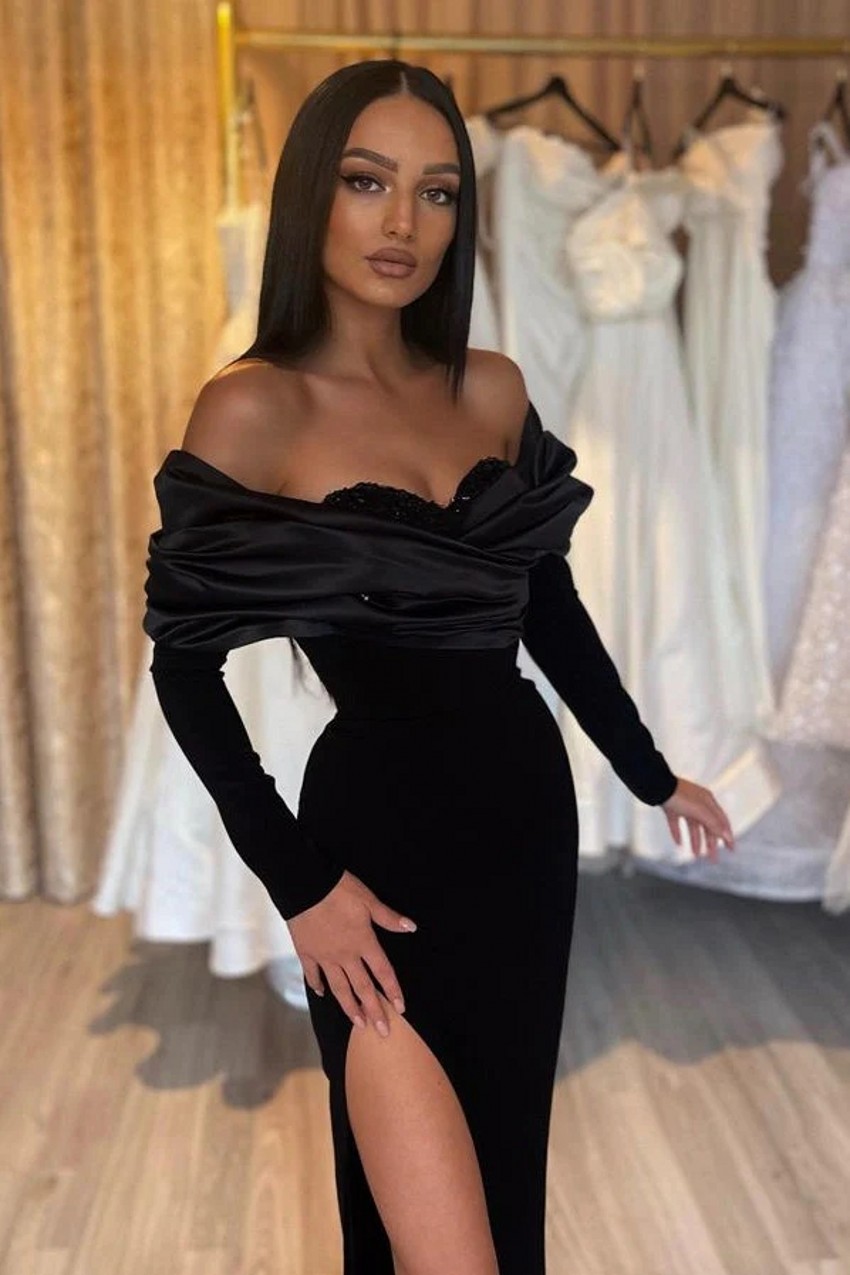 Elegant Black Split Evening Dresses Vintage Long Sleeve Mermaid Off Shoulder Prom Party Gowns With Pleats Ruffles Long Women Occasion Robes