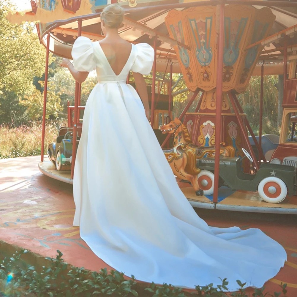 Two Piece Satin V Neck Beach Short Wedding Dress Detachable Train Backless Short Sleeves A-line Mini Bridal Gowns Vestidos De Novia