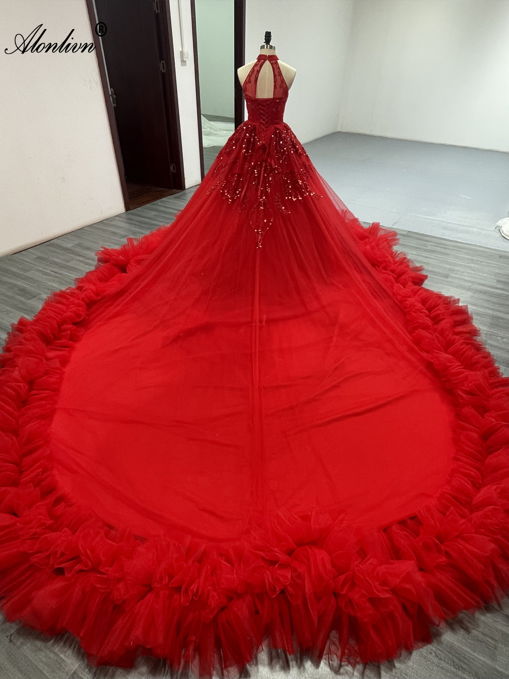 Alonlivn Real Pictures Luxury Royal train A-Line Wedding Dress Beads Pearls Embroidery Lace Halter Collar Sleeveless Bridal Gowns