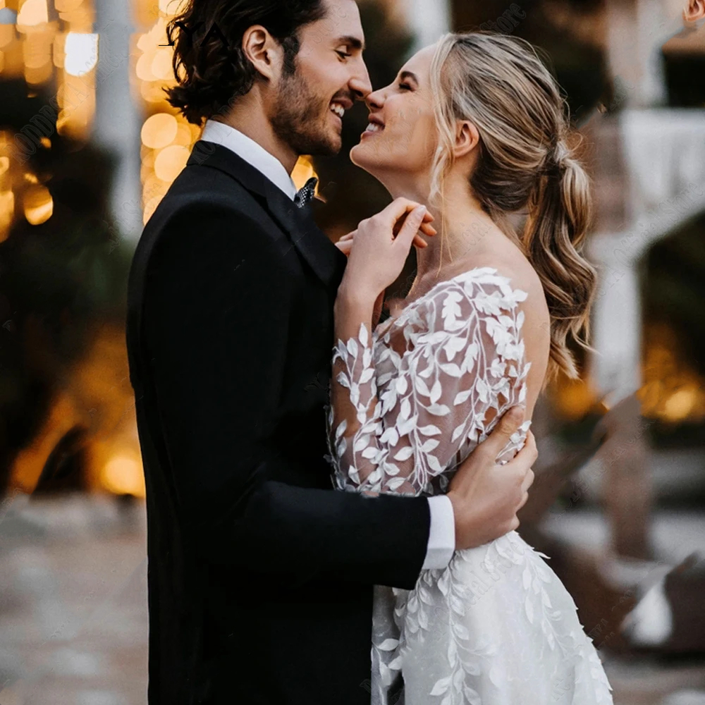 Sexy Backless A Line Wedding Dresses Floor Length Court Train Lace Appliques Long Sleeves Boho Bridal Gowns 2024 Summer Beach Robe De Mariee