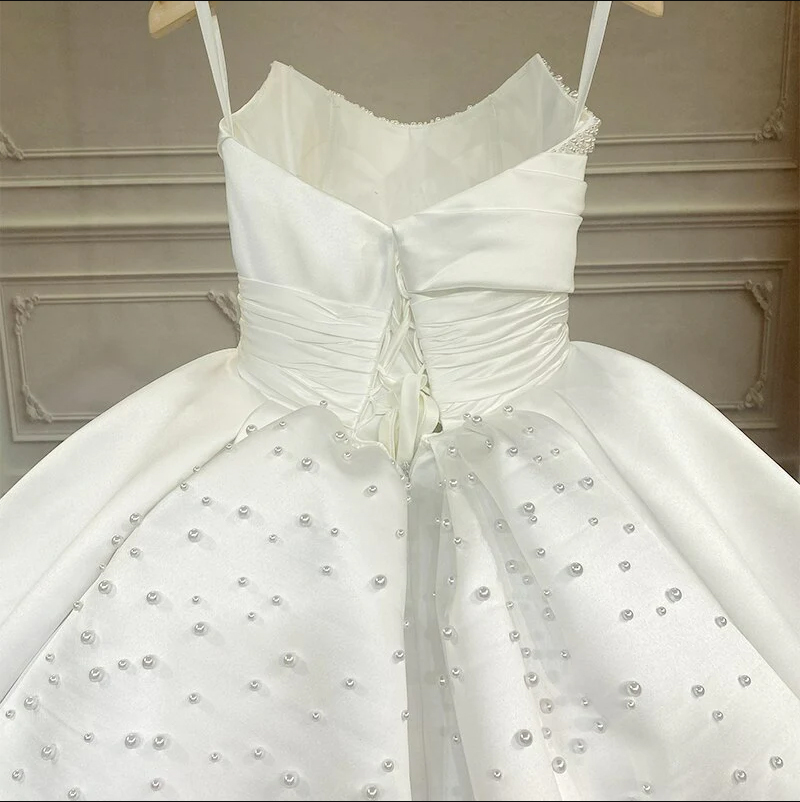 Luxury Lustrous Satin Princess Ball Gown Wedding Dresses Pearl Beaded Off The Shoulder White Ivory Wedding Dress