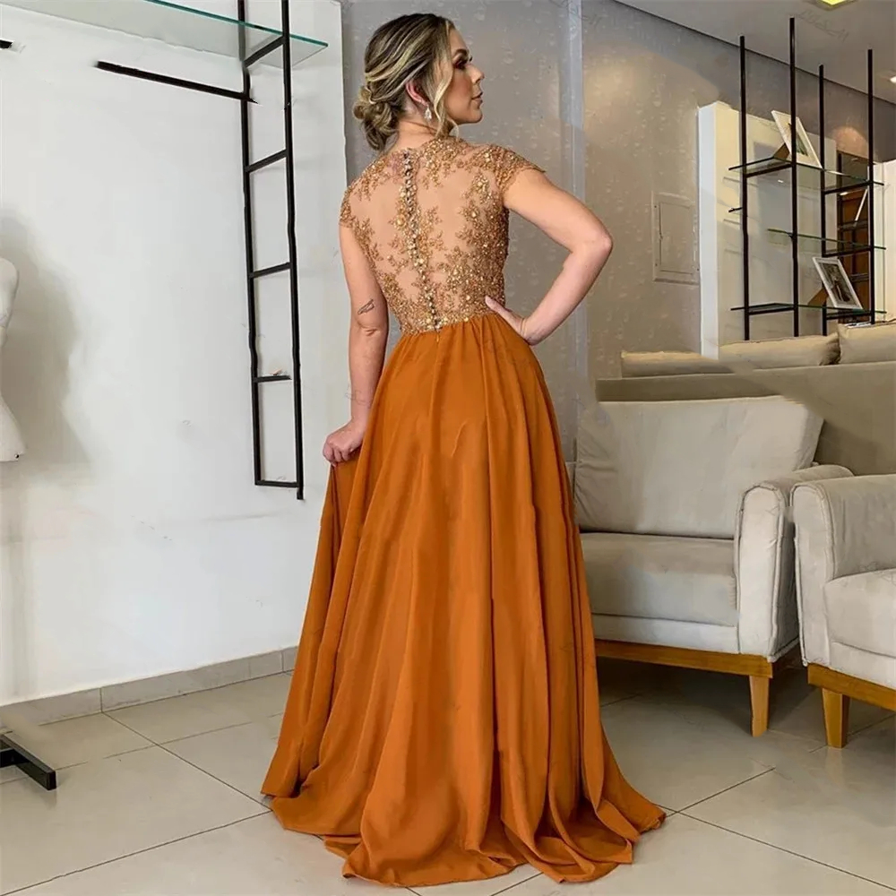 Elegant Short Sleeves Mother Of The Bride Dresses Crystal Beaded A Line Chiffon Long Wedding Guest Dress Lace Appliques Illusion Back Sexy Beach Forma