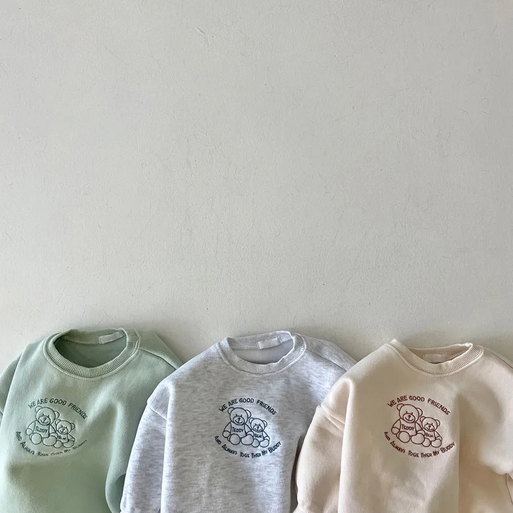 Korean Autumn Infant Boys Sweatshirt Cotton Long Sleeve Plus Velvet Cartoon Pullover Baby Tops born Outfits 240220