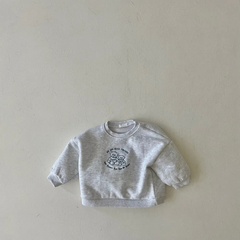 Korean Autumn Infant Boys Sweatshirt Cotton Long Sleeve Plus Velvet Cartoon Pullover Baby Tops born Outfits 240220