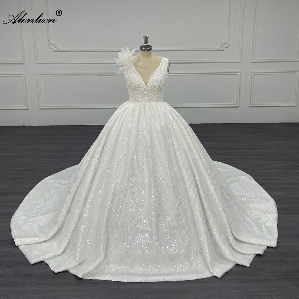 Alonlivn Shiny Lace V-neck Ball Gown Wedding Dress Sleeveless Beading Embroidery Floor-length Bridal Gowns