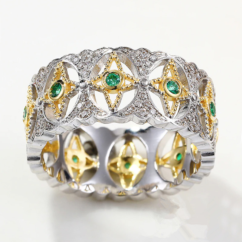 2024 Choucong Brand Court Wedding Rings Vintage Jewelry 925 Sterling Silver Round Cut Emerald CZ Diamond Gemstones Party Hollow Women Bridal Ring For 