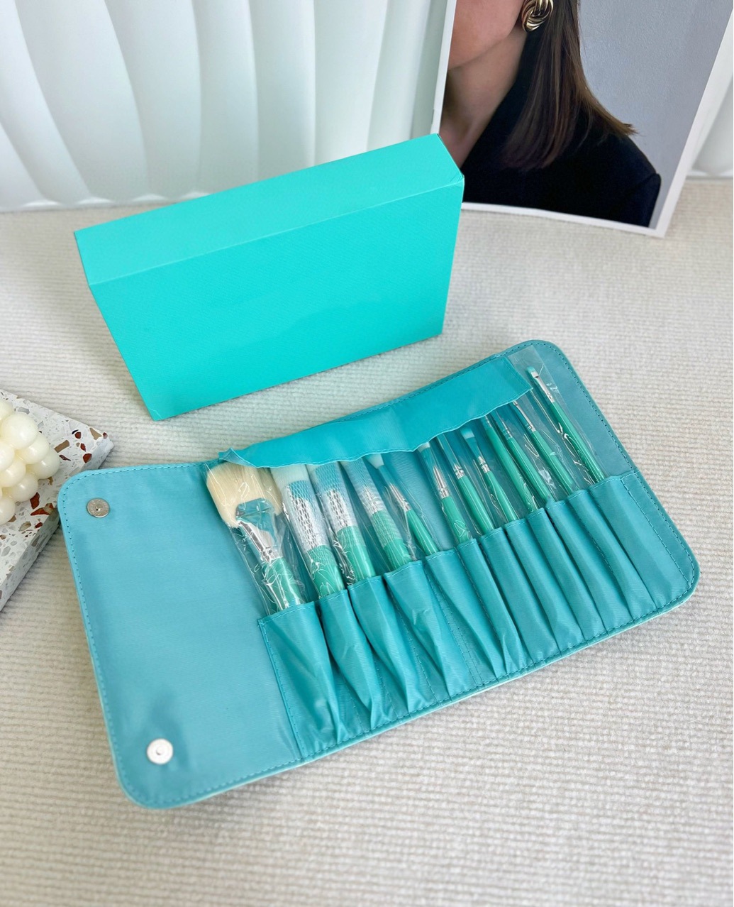 12 Pcs Premium Wool Makeup Brush Set, Gift Box, 2024 Gifts for Women dh5727163