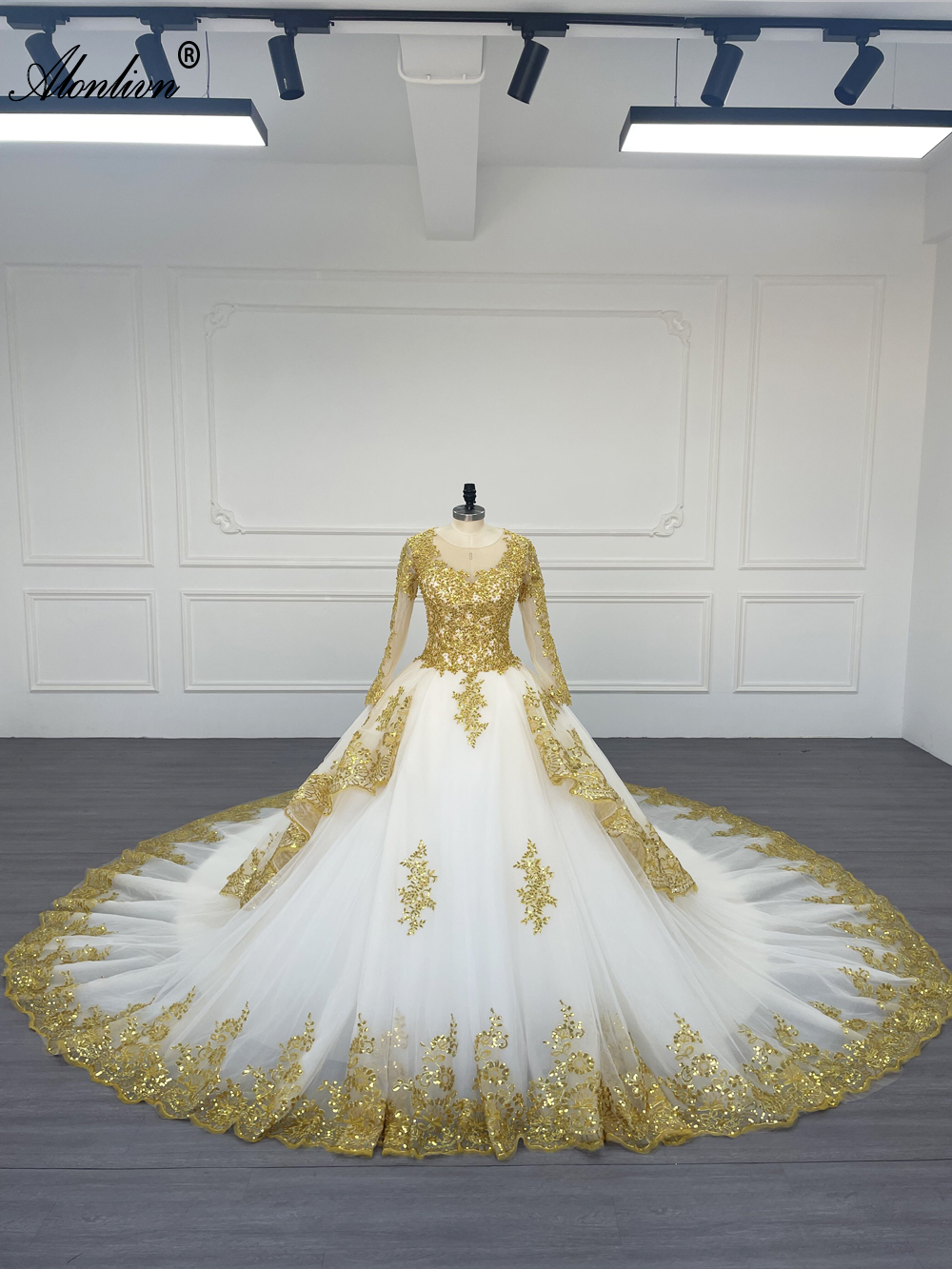 Alonlivn 100% Real Photos Beauty O-Neck Ball Gown Wedding Dress With Beading Rhinestones Pearls Golden Embroidery Lace Full Sleeves Bridal Gowns