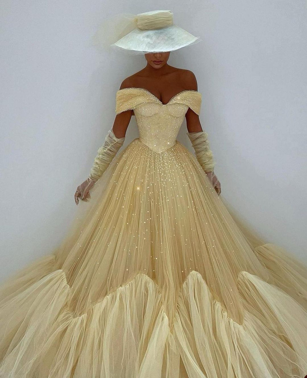 Classic A Line Women Evening Dresses Off Shoulder Sleeveless Prom Gowns Sequins Dress For Party Custom Made robe de soiree