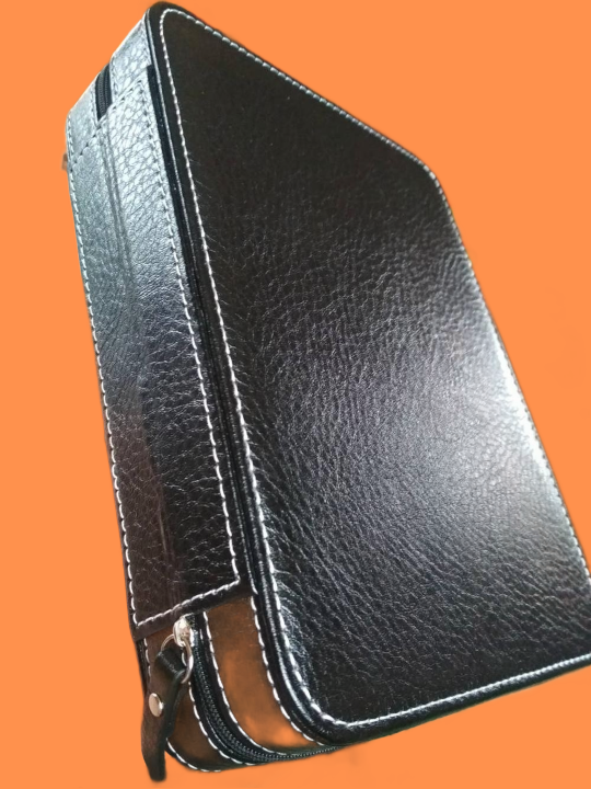 8 Grids PU Leather Watch Box Storage Showing Watches Display Storage Box Case Tray Zippere Travel Jewelry Watch Collector Case