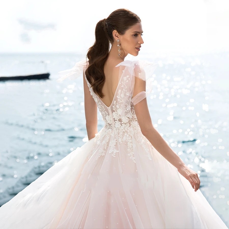 Romantic Wedding Dress 2024 Boho Pearls Tulle Princess Backless V-Neck Flowers Appliques Bridal Bride Gowns Vestidos De Novia