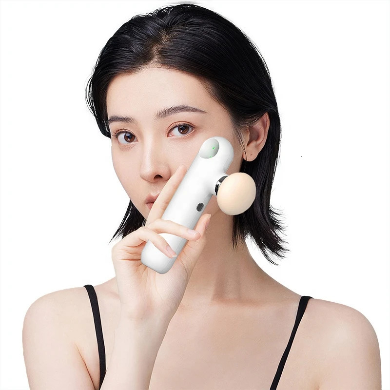 Electric Powder Puff Instrument Fully Automatic Make up Cosmetic Puff Sponges Blender Beauty Egg Makeup Blender With 4 Sponges 240220