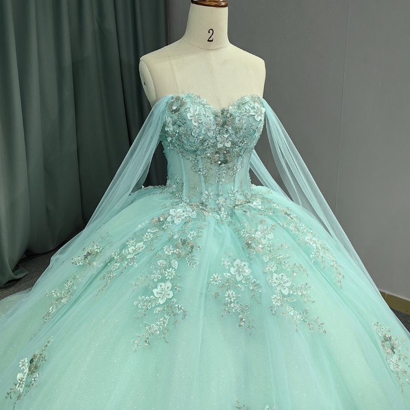 Mexico Light Green Off The Shoulder Ball Gown Quinceanera Dresses Beaded Applique Lace Tull Birthday Party Gowns Sweet 16 Dress Vestidos De 15 Anos