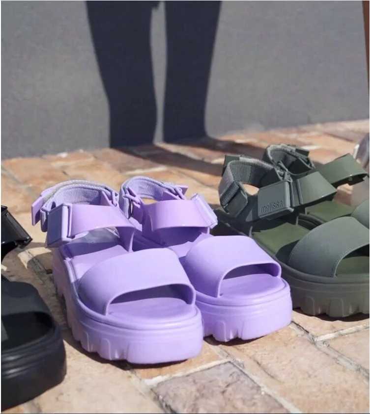 Sandals New Melissa wearing the same womens sandals platform casual jelly shoes womens shoes J240224
