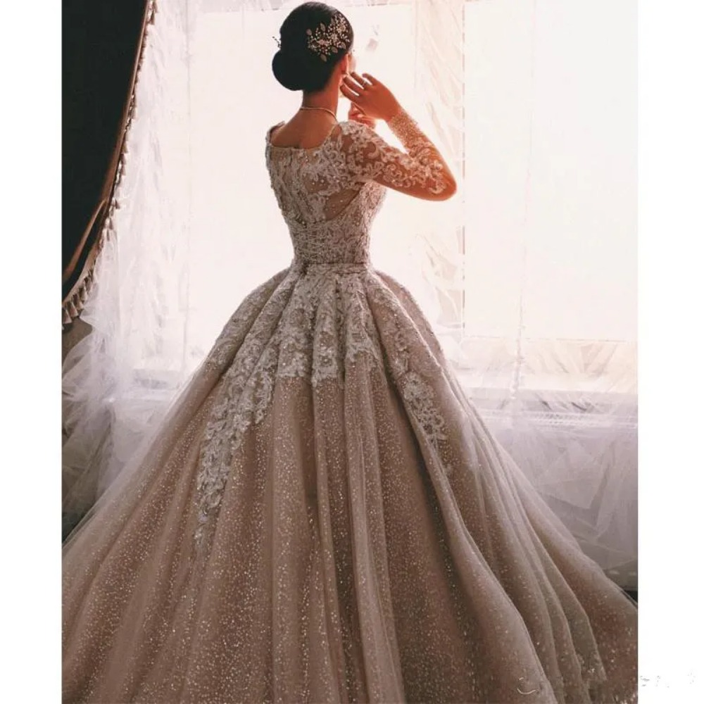 Stunningbride 2024 Arabic Rose Gold Sparkly Wedding Dresses Lace Beaded Long Sleeves Bridal Dress Vintage Sexy Chapel Train Wedding Gowns