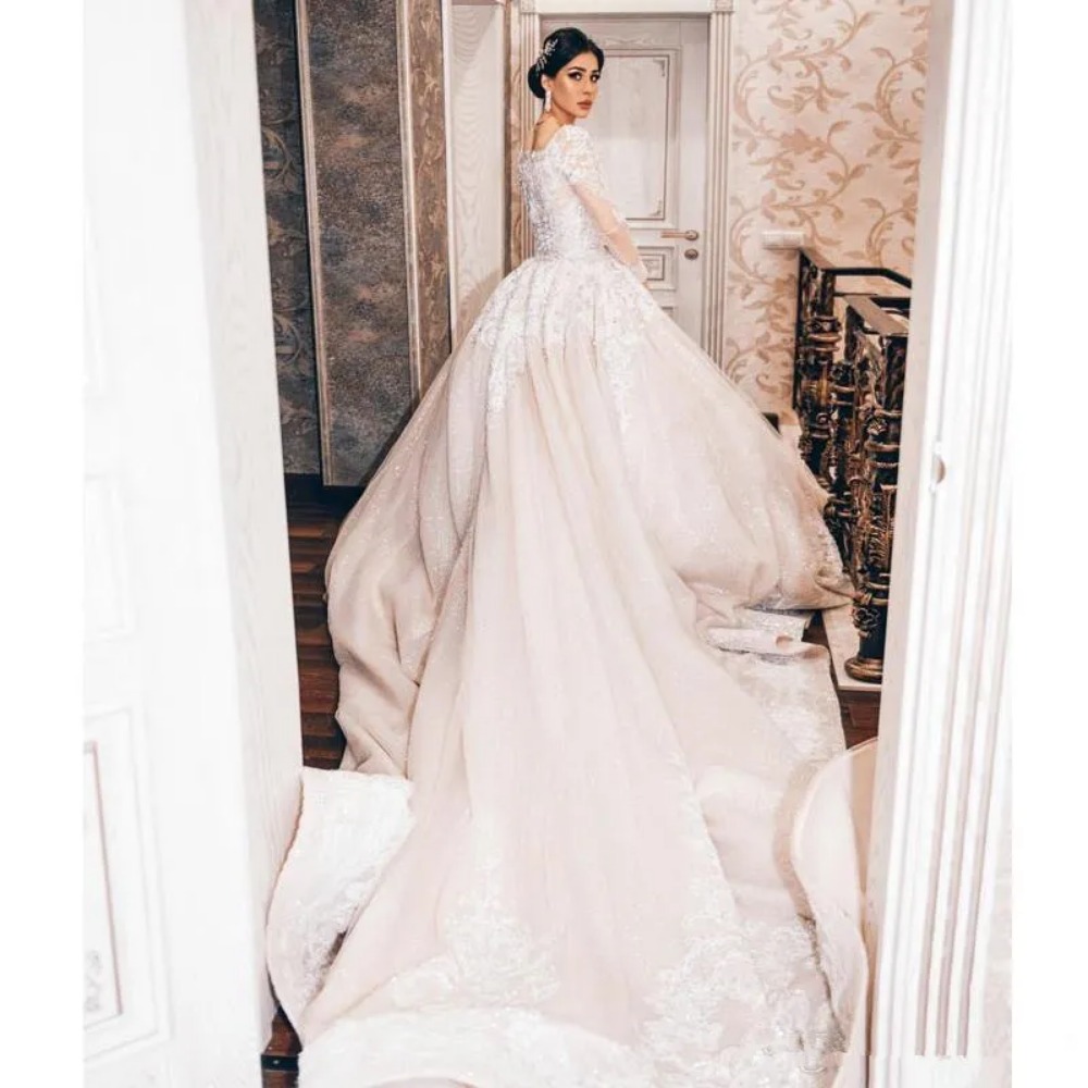 Stunningbride 2024 Arabic Rose Gold Sparkly Wedding Dresses Lace Beaded Long Sleeves Bridal Dress Vintage Sexy Chapel Train Wedding Gowns