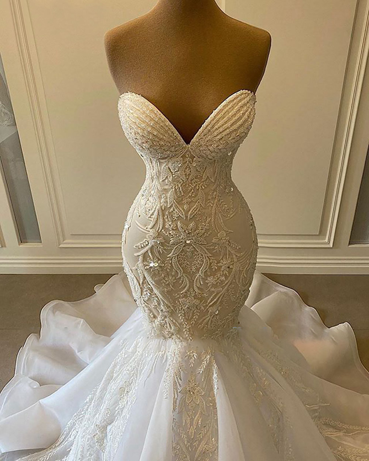 Charming Bridal Gowns Strapless Mermaid Wedding Dress Appliques Lace Custom Made Crystal Bride Dresses Vestido De Novia 0219