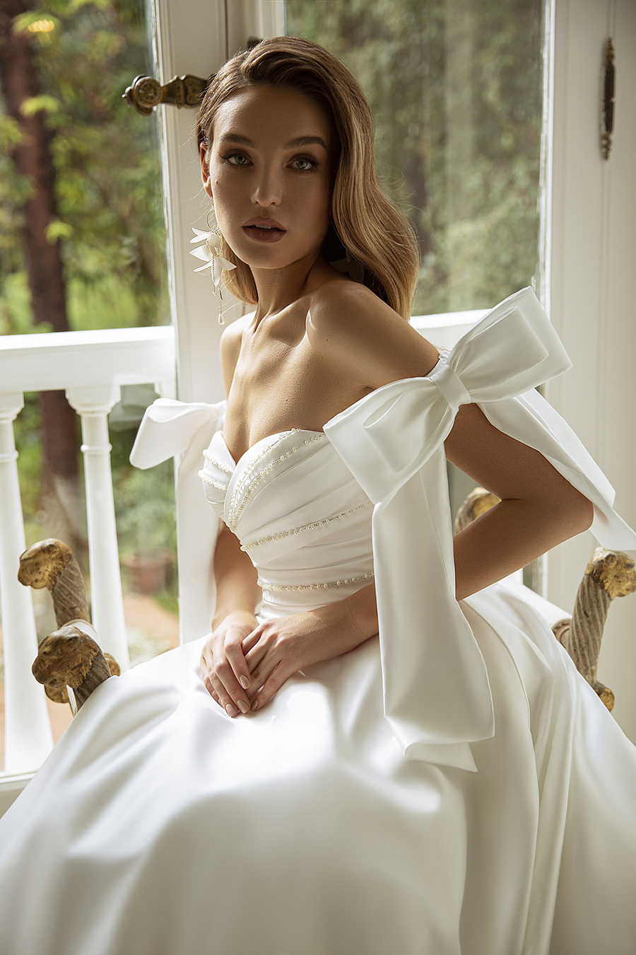 Simple Satin Wedding Dresses A Line Beads Off Shoulder Custom Made Bride Gowns With Bow Arabic Sweep Train Bride Dress