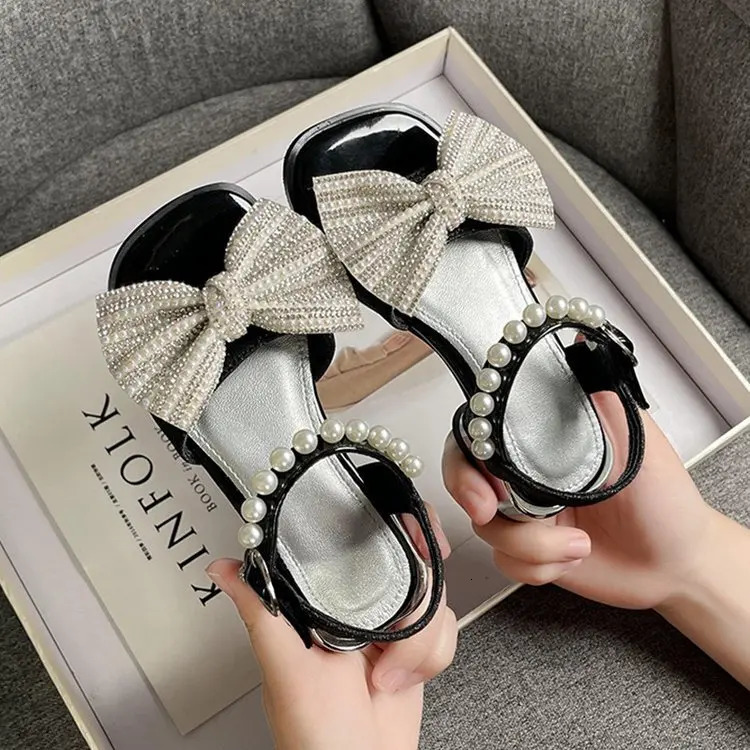 Girls Sandals Baby Summer Childrens Soft Bottom Bow Decoration Open-toe Red Princess Heels 240222