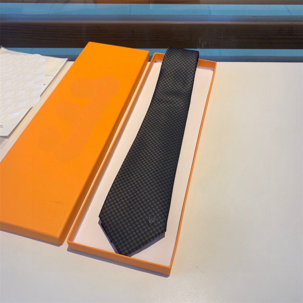 Ashion Silk Tie 2024 Fashions Mens Tie Silk Necktie black blue Aldult Jacquard Party Wedding Business Woven Fashion Design Hawaii Neck Ties box