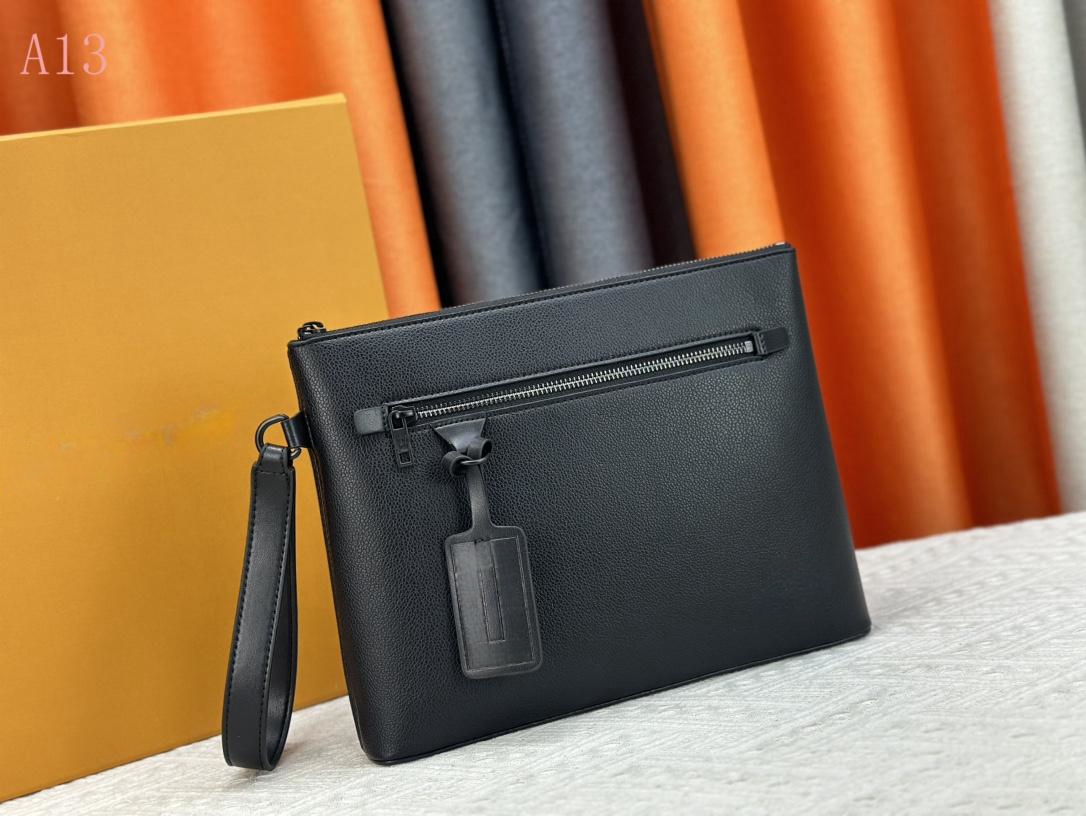 30cm Clutch Bags Toiletry Pouch Handbags Purses Men Wallet Women Leather Handbag Shoulder Bag Wallets Card Holder Chain Key Pouchs with dust bags
