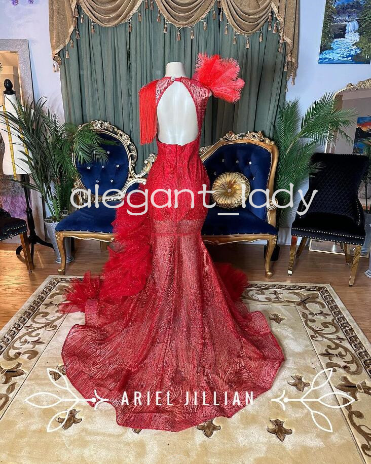Long Elegant Prom Dresses 2024 Ruffless Mermaid Fitted Sparkly crystal Beaded African Black Girls Red Evening Gala Gowns