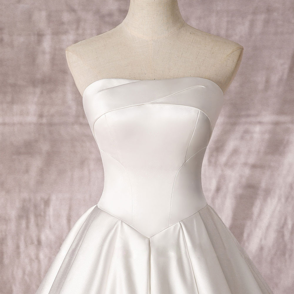Lustrous Satin Simple A-Line Wedding Dresses Ivory Shiny Off Shoulder Sleeveless Princess Bridal Gowns Lace Up