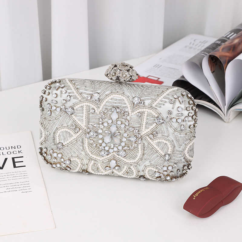 Shoulder Bags New Style Diamond Inlaid Banquet Beaded Dress Bag Women s Flower One Shoulder Small Square 240427