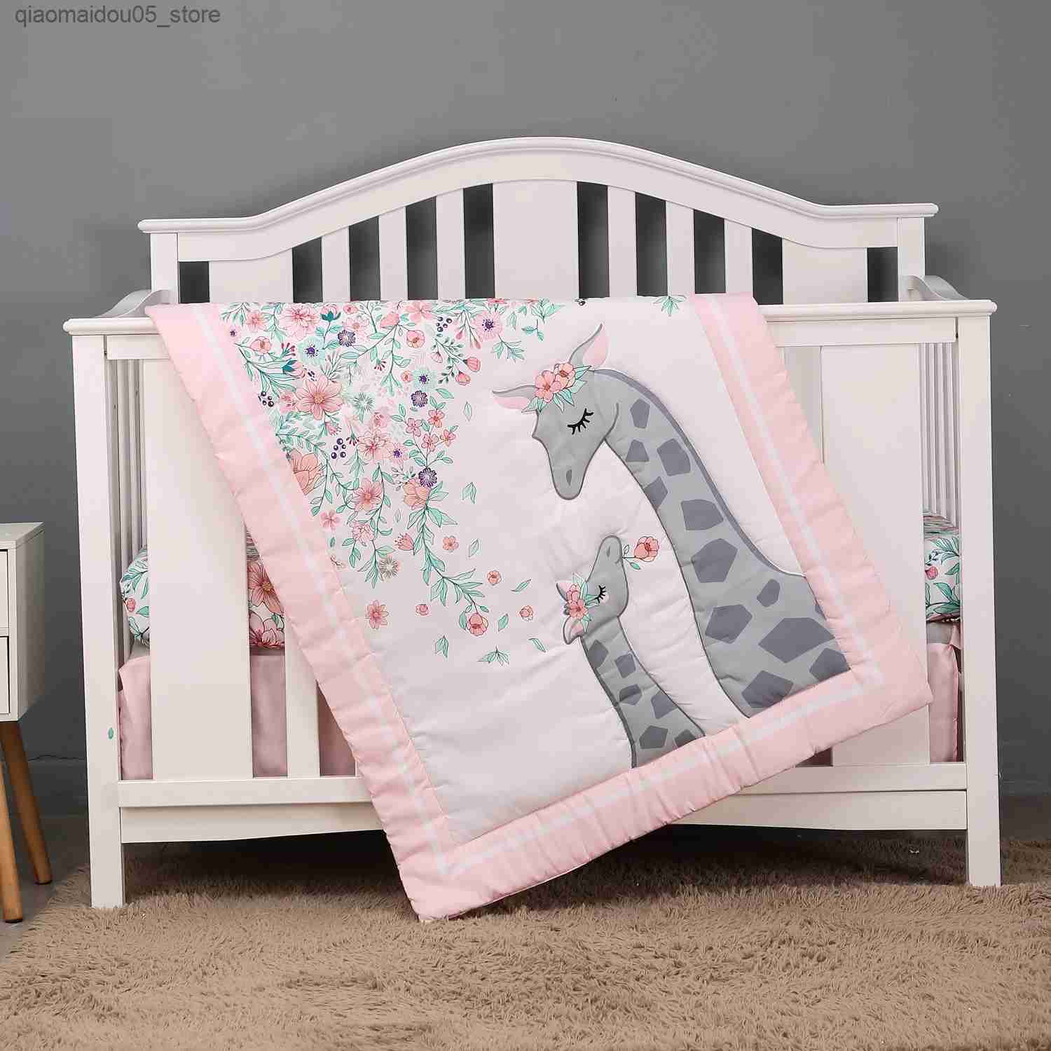 Bedding Sets 3 pieces of microfiber brushed baby crib set in pink girl design hot selling including quilts cribs and baby cribs Q240228