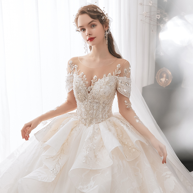 Elegant Ruffled skirt Shorts Sleeves Scoop Neck Ball Gown Wedding Dress Silky Tulle Beading Lace chapel Train Beading Pearls Bridal Gowns