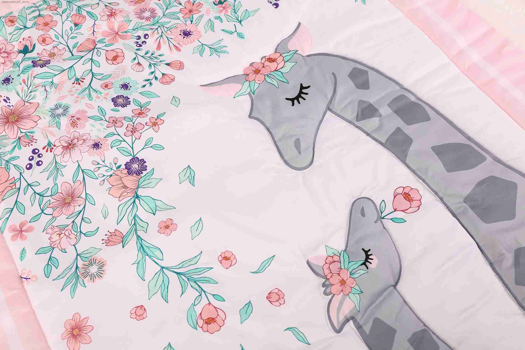 Bedding Sets 3 pieces of microfiber brushed baby crib set in pink girl design hot selling including quilts cribs and baby cribs Q240228