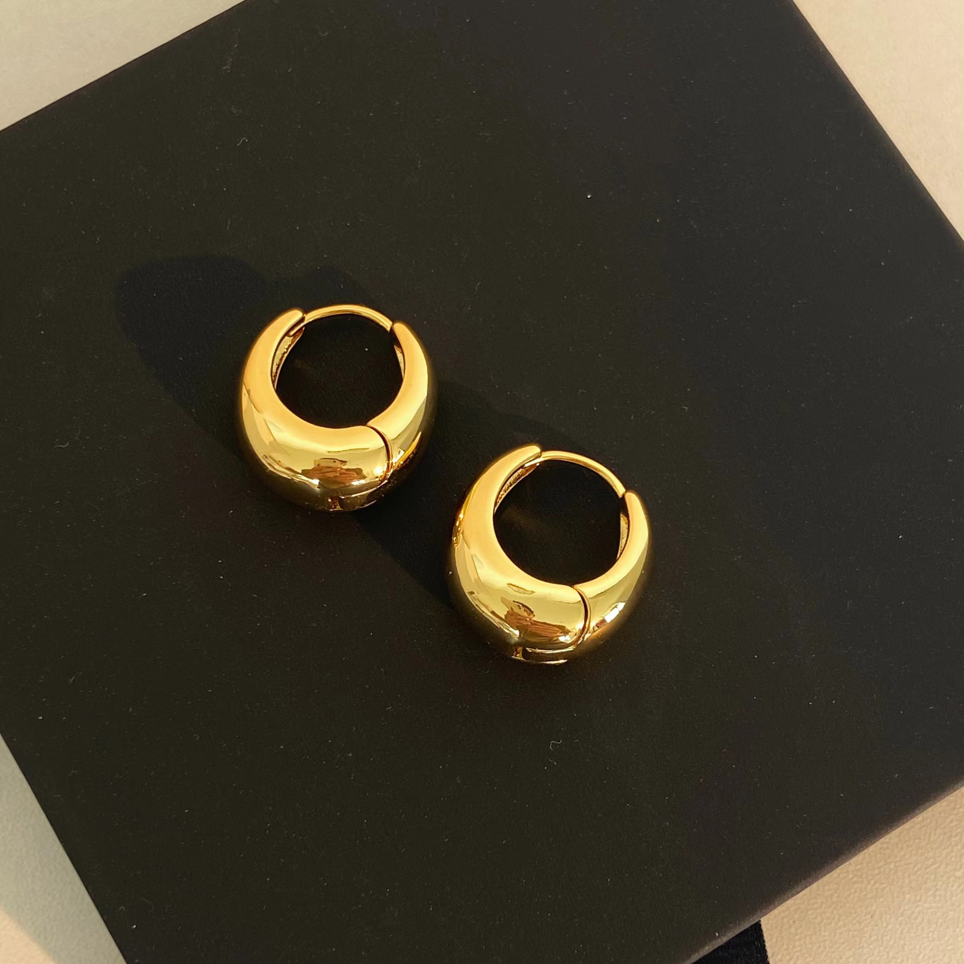 Simple stud designer earrings luxury earring women hoop Stud Flannel 18K Gold Plated jewelry fashion Accessories party gifts H260202