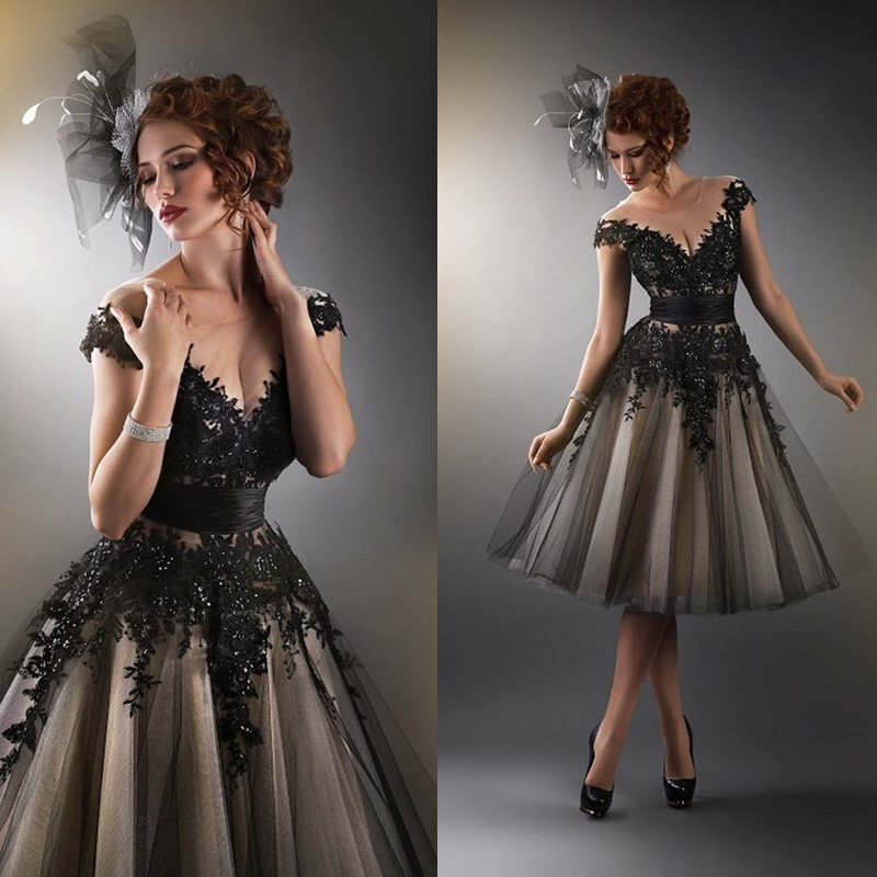 2024 Classic Black A Line Wedding Dress Beaded Lace Appliques Tea Length Bridal Gowns Illusion Neck Short Sleeves Garden Vestido De Novia