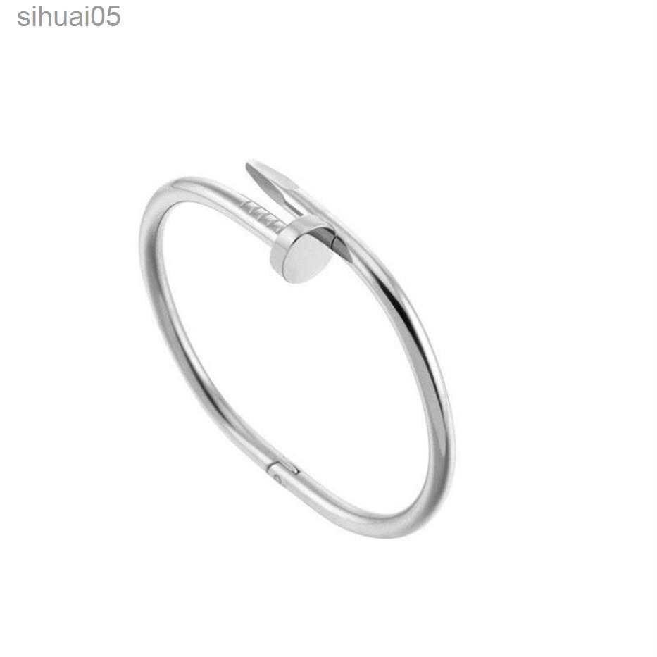 Bracelets Love Nail Bracelet High Quality Men Women Designer Bracelets Classic C Design Jewelry2801584327N 240228