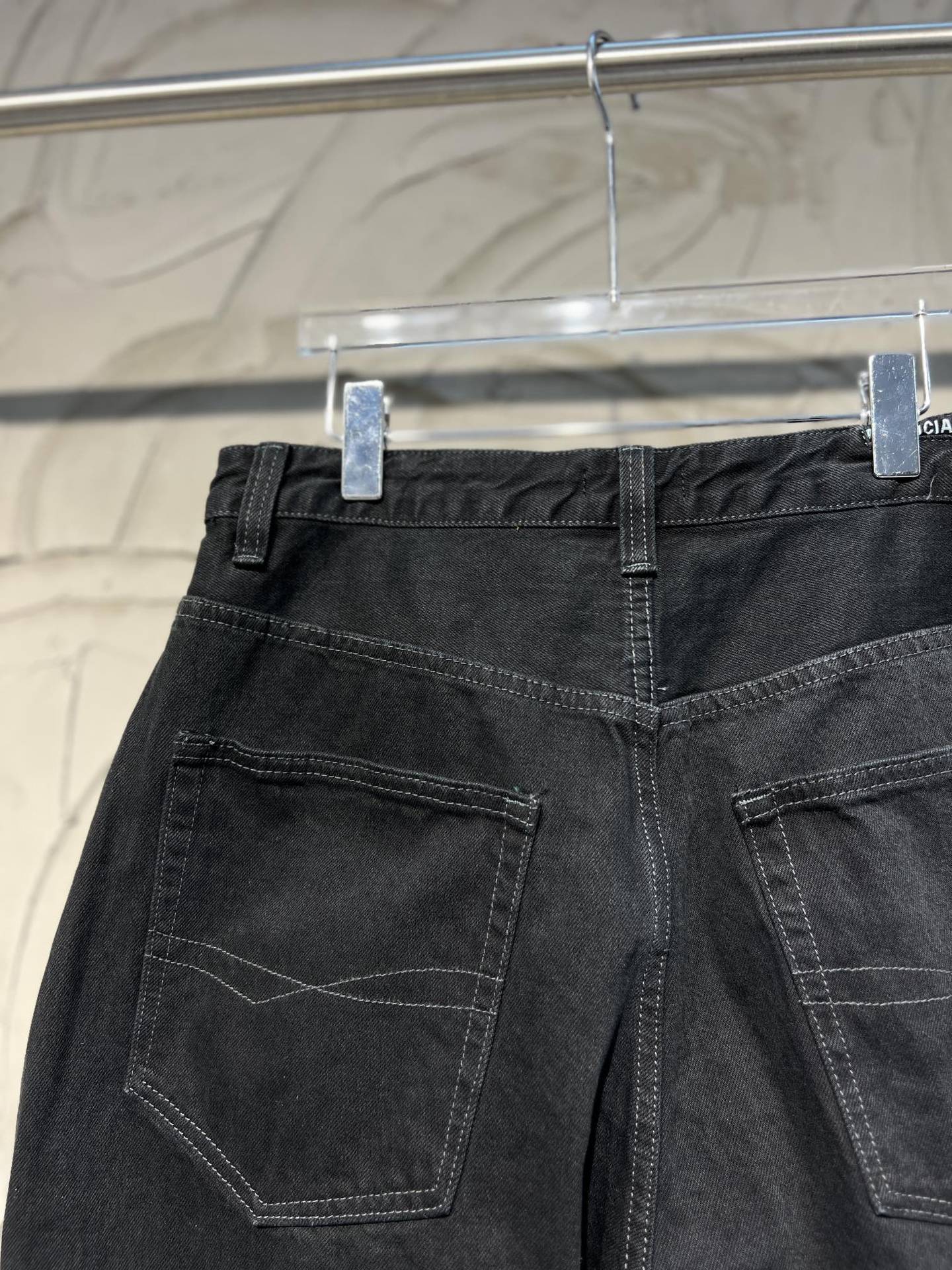 Bale Slight Wrinkling Soft Black Denim Fabric Pants Workwear Pants Casual Loose Fit Pants Men Causal Jeans