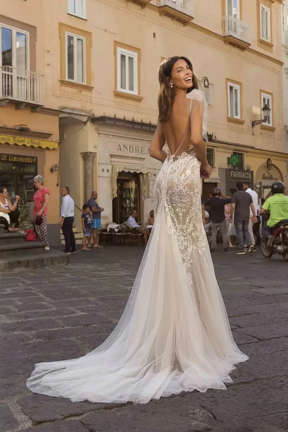 Berta Dresses Spaghetti Straps Lace Appliques Mermaid Bridal Gowns Open Back Sweep Train Wedding Dress Robe De Mariee