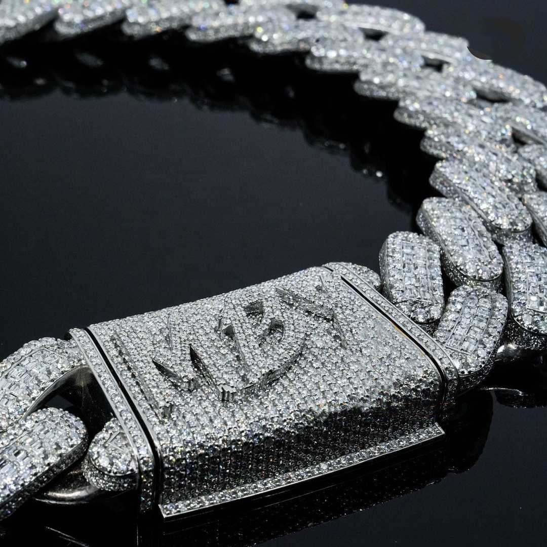 Noble and grand pendant cuban k moissanite chain Necklaces Iced Out Pass Dia Tester Sterg Sier Necklace Vvs Moissanite necklace chains for men